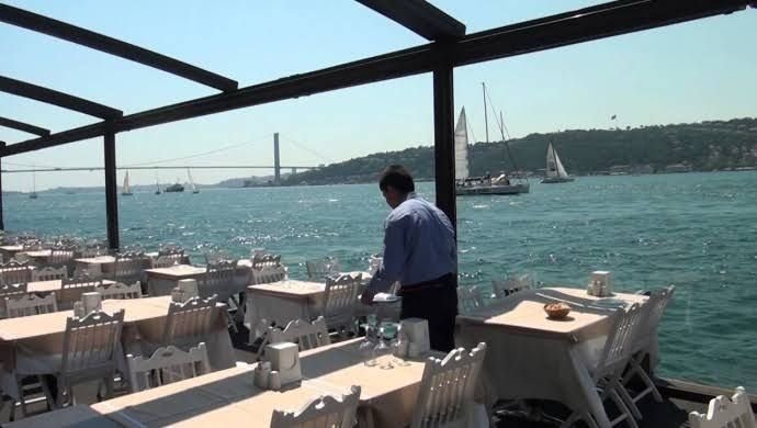 مقاهي اسطنبول على البوسفور